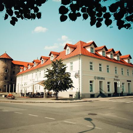 Heritage Hotel Frankopan Ogulin Buitenkant foto