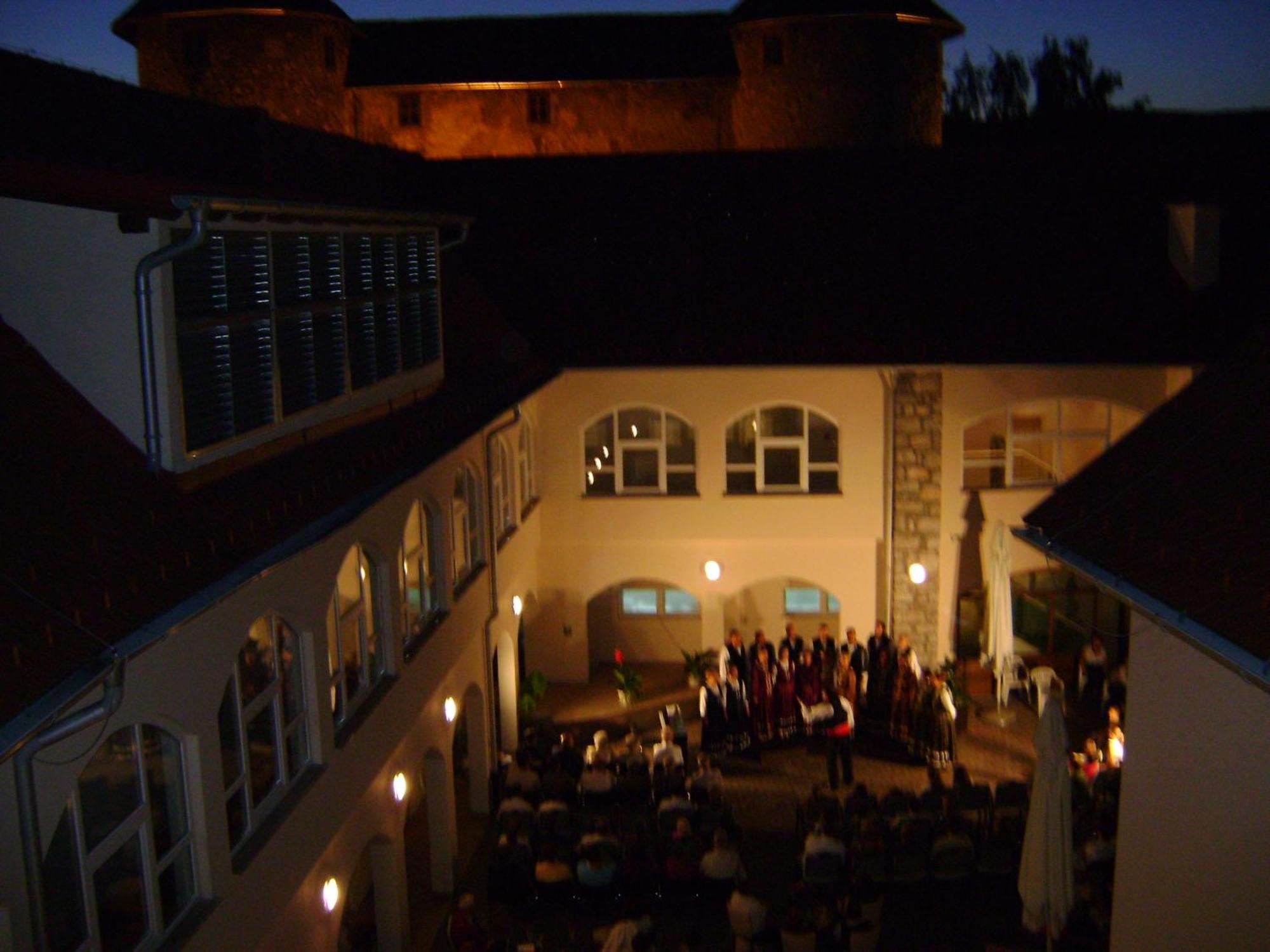 Heritage Hotel Frankopan Ogulin Buitenkant foto